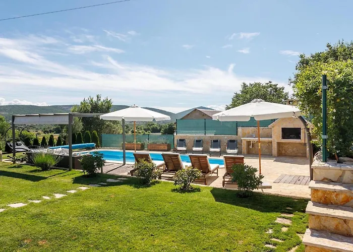 Ferienhaus Nadalina